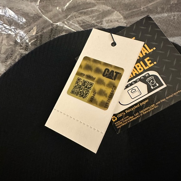 NWT - Brand New with Tag - CAT - Caterpillar Beanie - Picture 3 of 4
